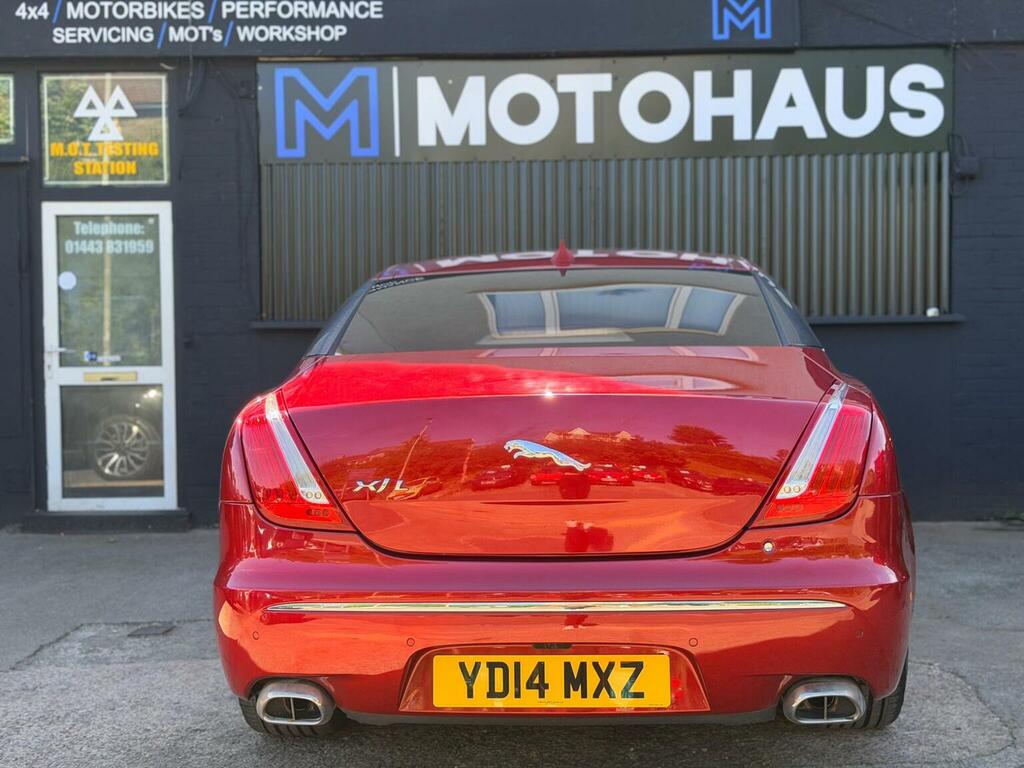 Jaguar XJ Saloon 3.0 D V6 Portfolio 201414 Blue #8