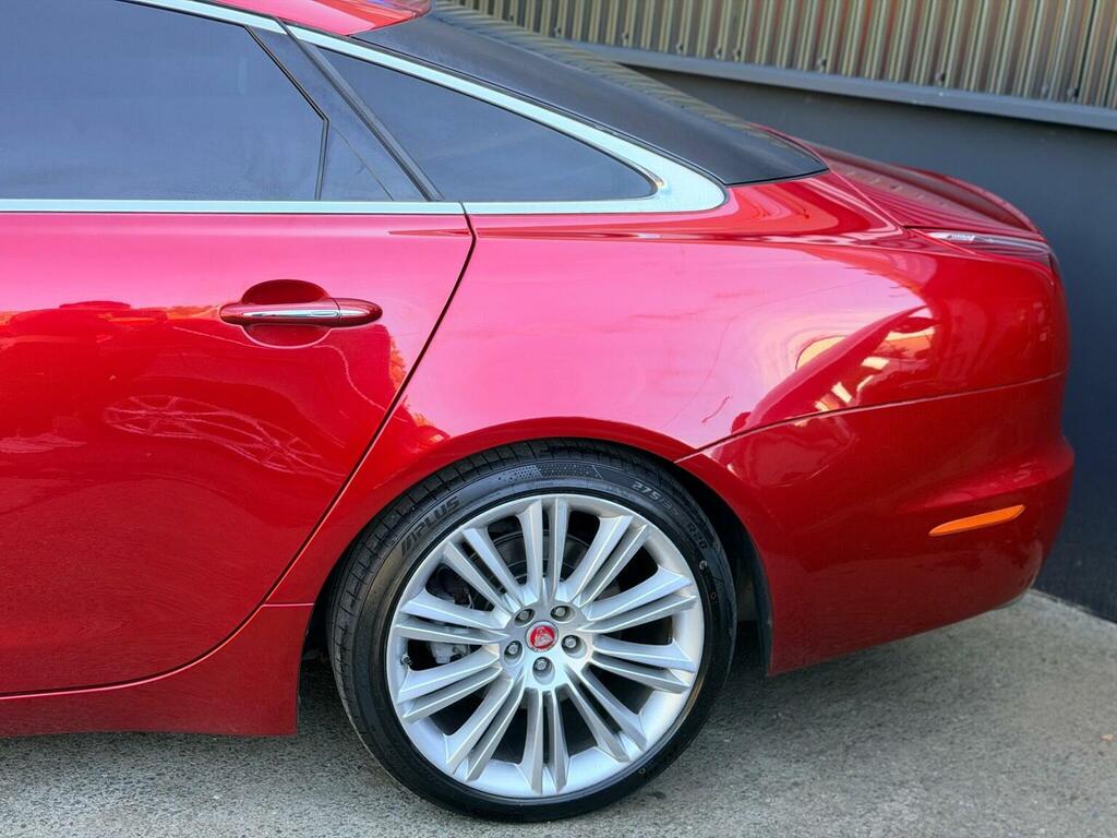 Jaguar XJ Saloon 3.0 D V6 Portfolio 201414 Blue #16