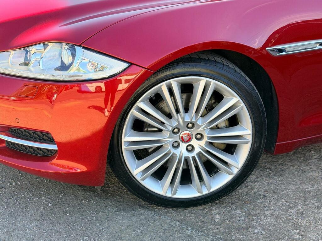 Jaguar XJ Saloon 3.0 D V6 Portfolio 201414 Blue #14