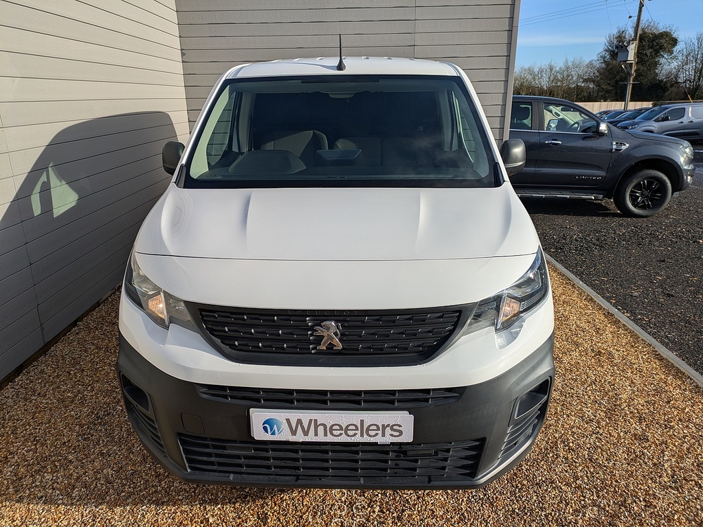 Peugeot Partner Bluehdi 1000 Professional White #4