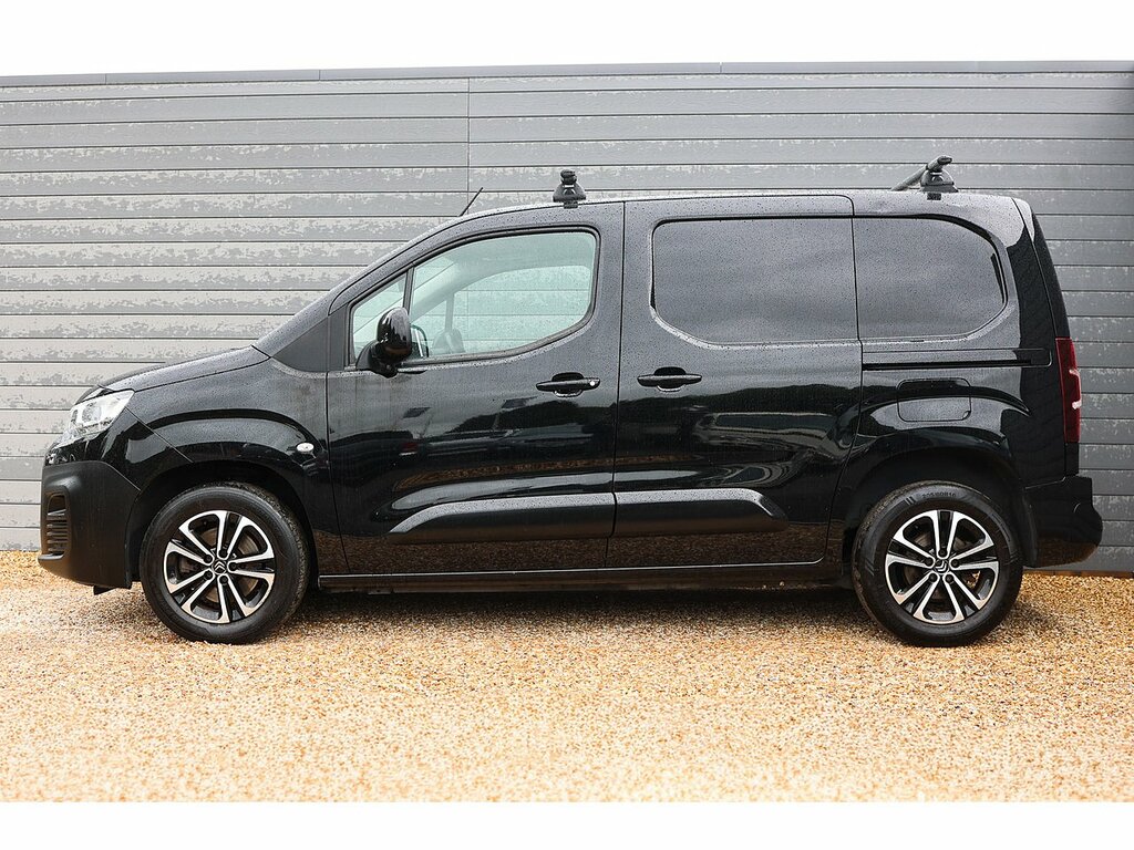 Citroen Berlingo Bluehdi 1000Driver M Black #5