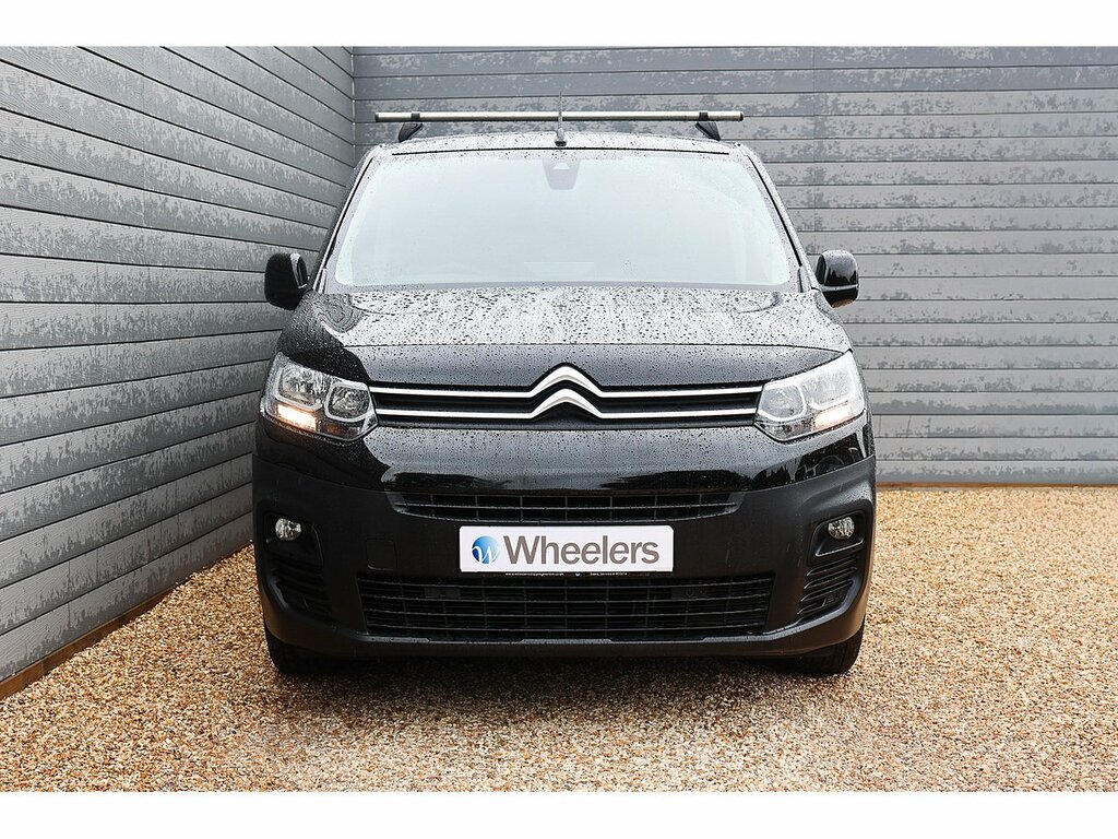 Citroen Berlingo Bluehdi 1000Driver M Black #4