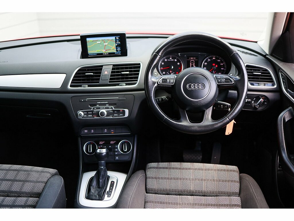 Audi Q3 Tfsi Cod Se Red #2