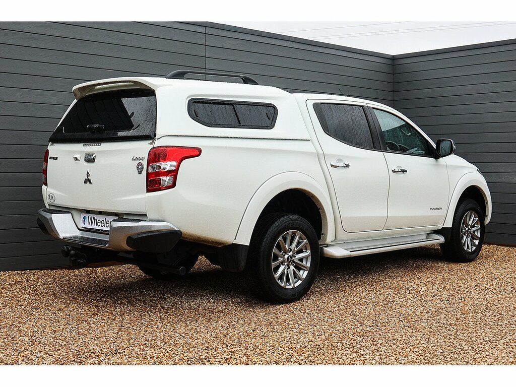 Mitsubishi L200 Di-d Dc Warrior White #3