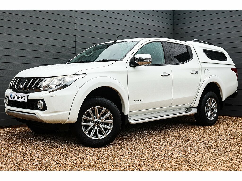 Mitsubishi L200 Di-d Dc Warrior White
