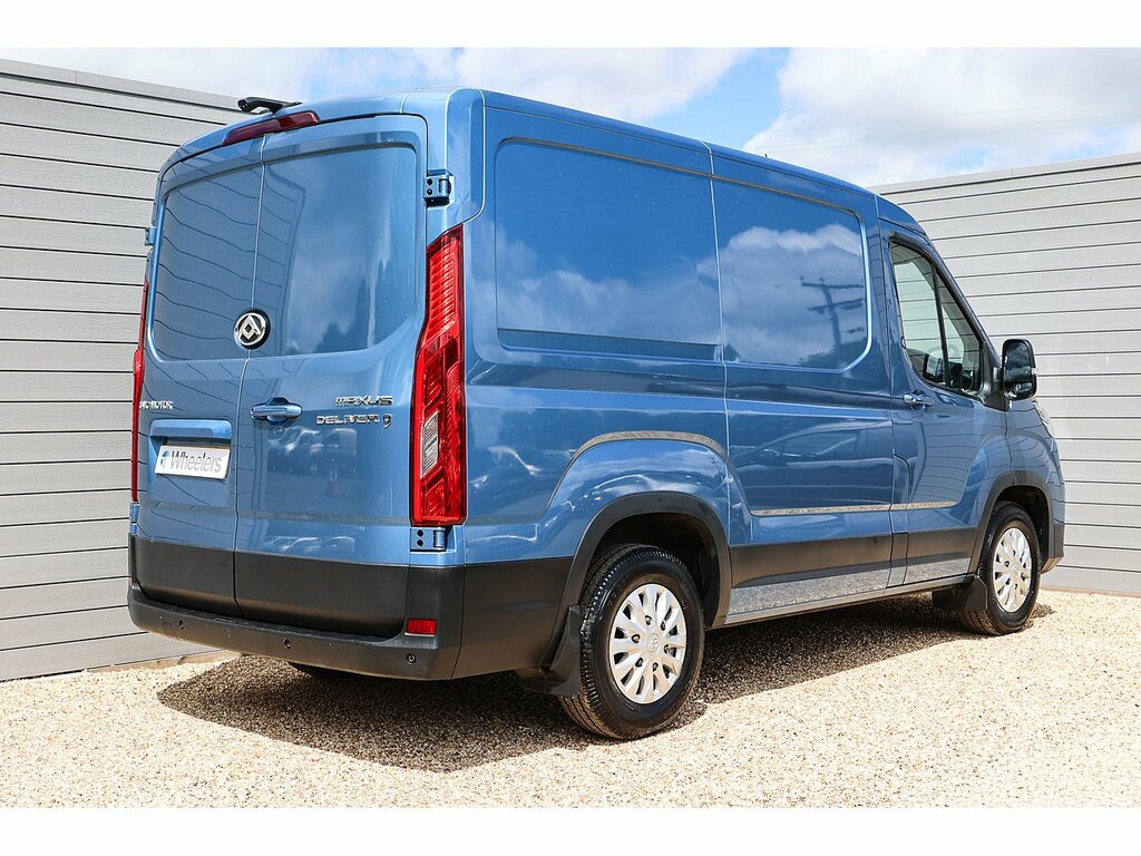 Maxus Deliver 9 D20 Lux Blue #3