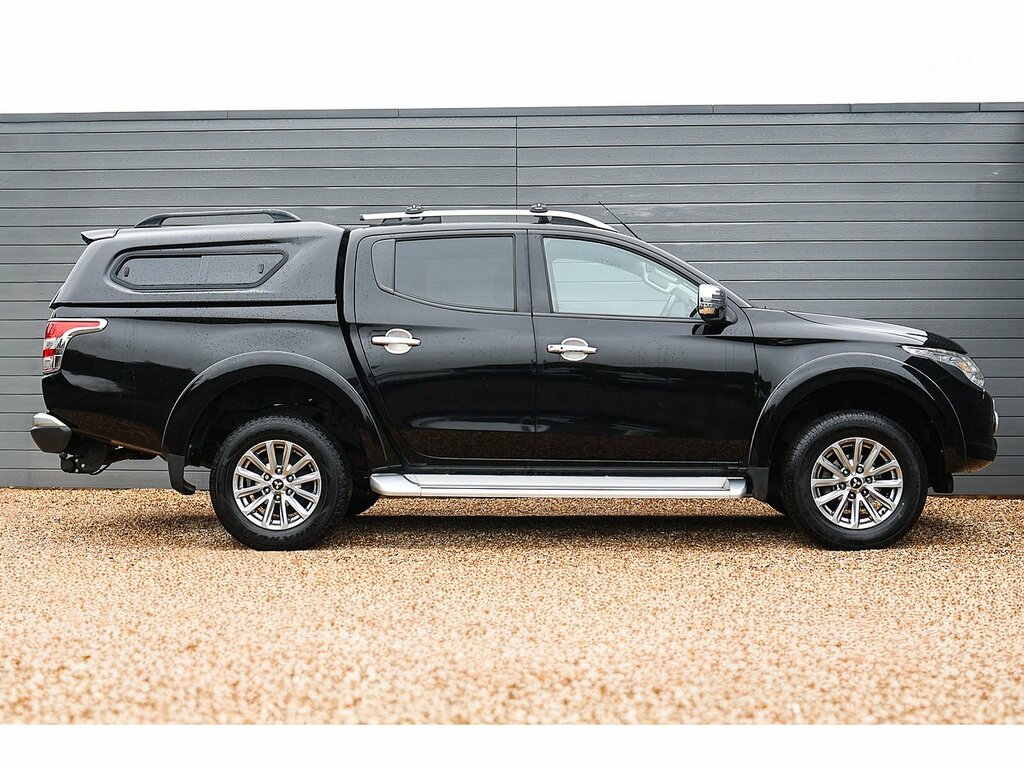 Mitsubishi L200 Di-d Dc Barbarian Black #6