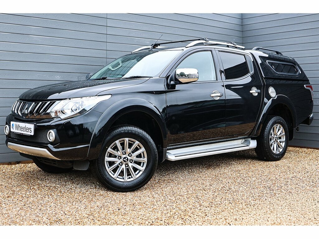 Mitsubishi L200 Di-d Dc Barbarian Black