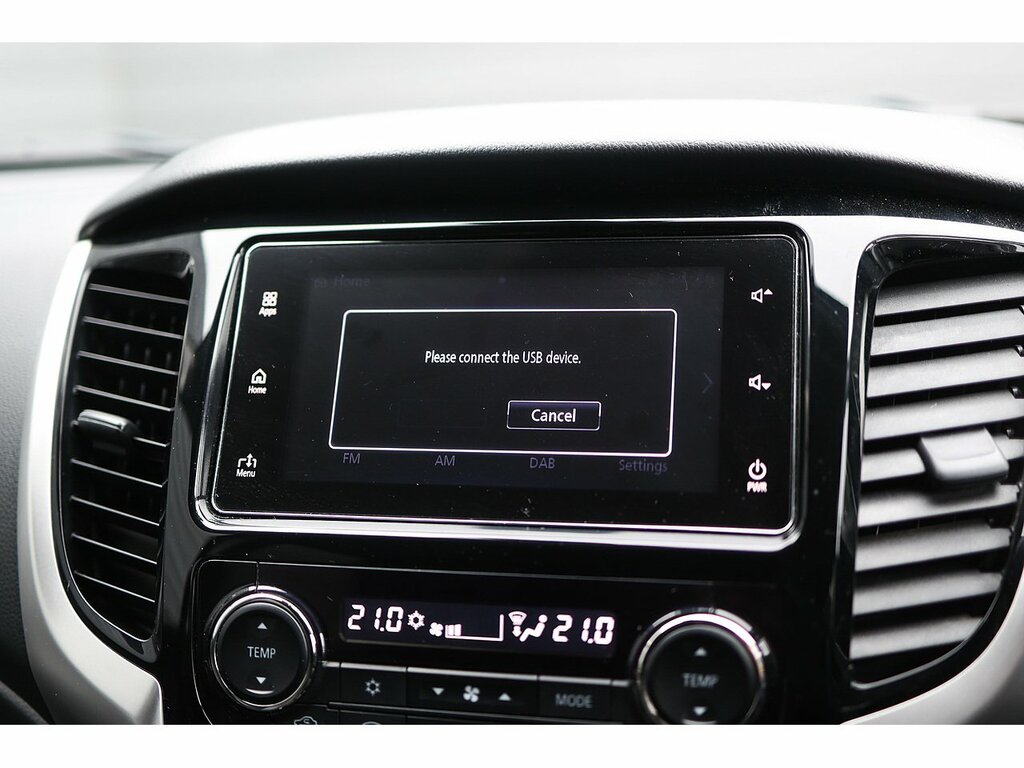 Mitsubishi L200 Black #20