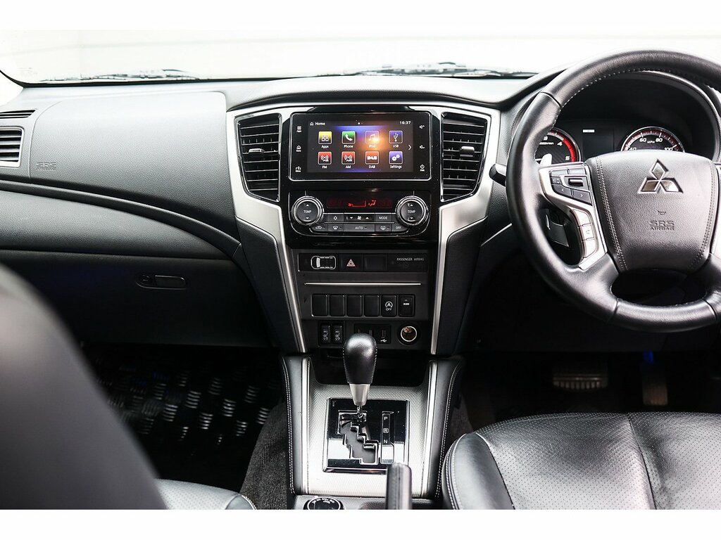 Mitsubishi L200 Pickup Grey #14
