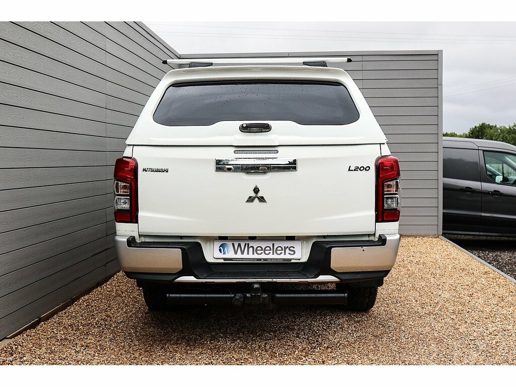 Mitsubishi L200 Pickup Grey #7