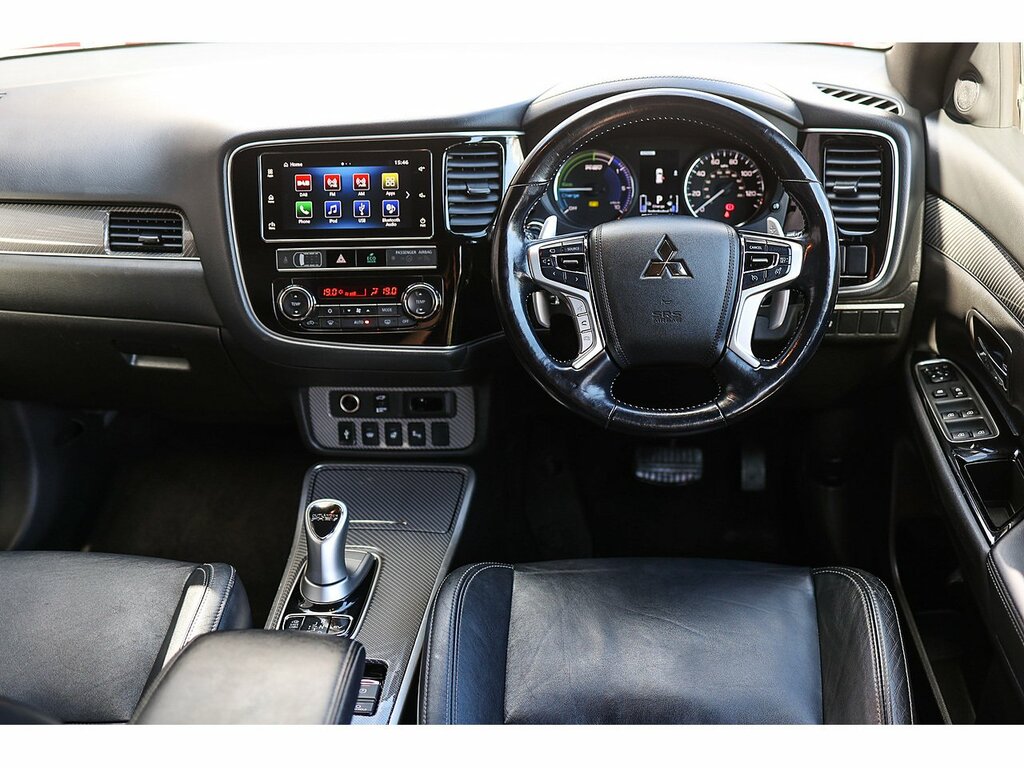 Mitsubishi Outlander H Twinmotor 4H Red #2