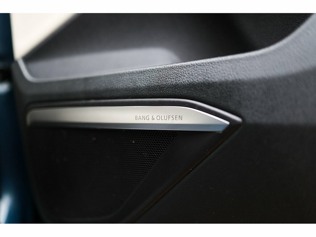 Audi E-tron Launch Edition Grey #29