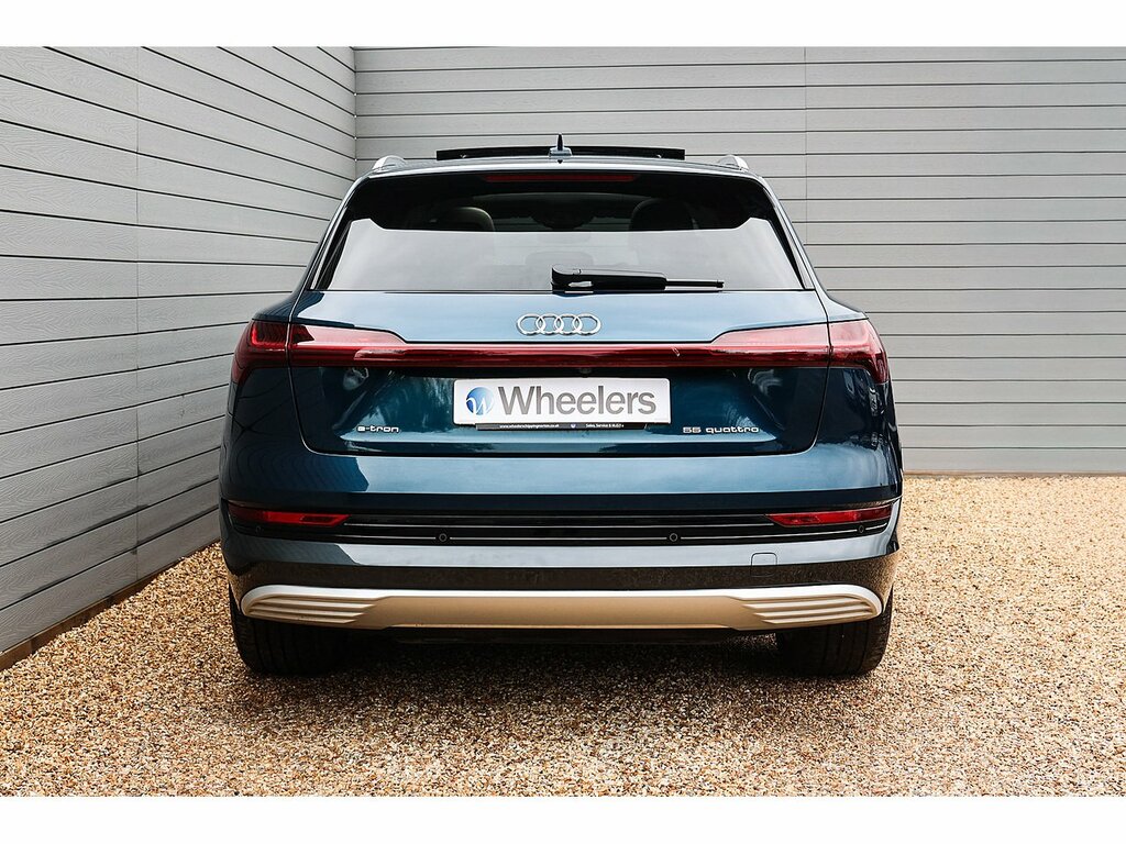 Audi E-tron Launch Edition Grey #7