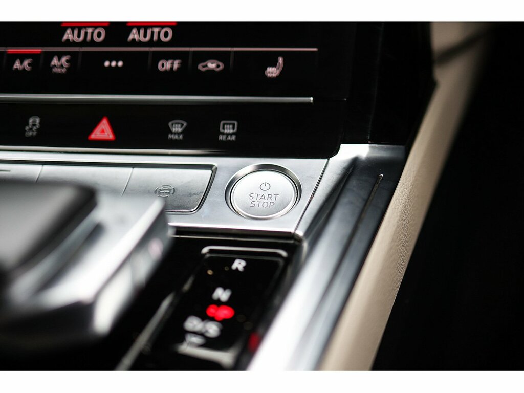 Audi E-tron Launch Edition Grey #21