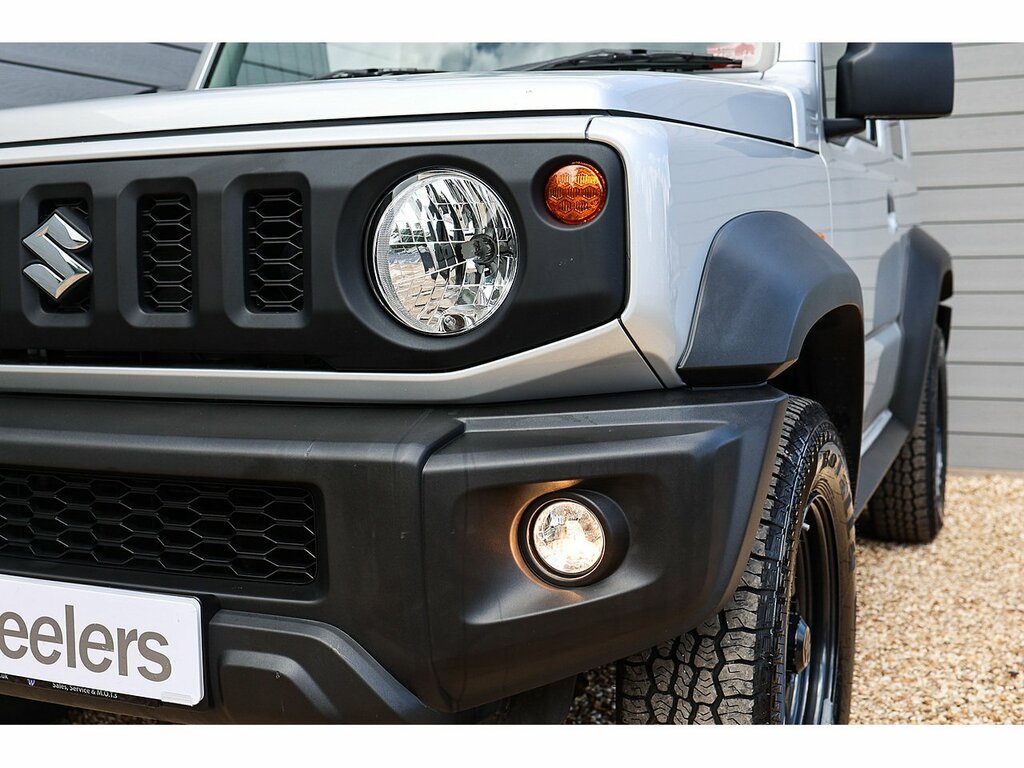 Suzuki Jimny Allgrip White #28