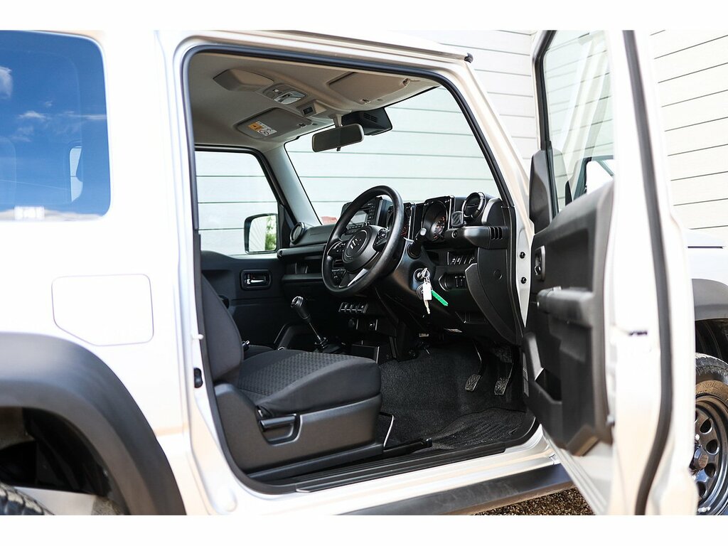 Suzuki Jimny Allgrip White #10