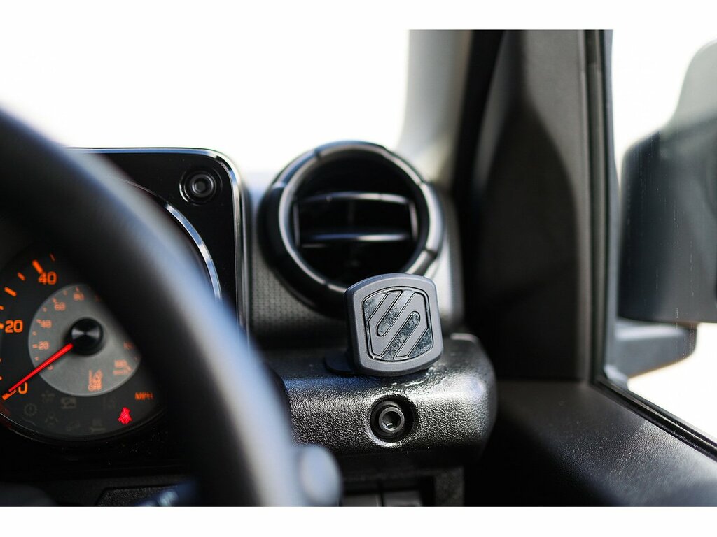 Suzuki Jimny Allgrip White #25