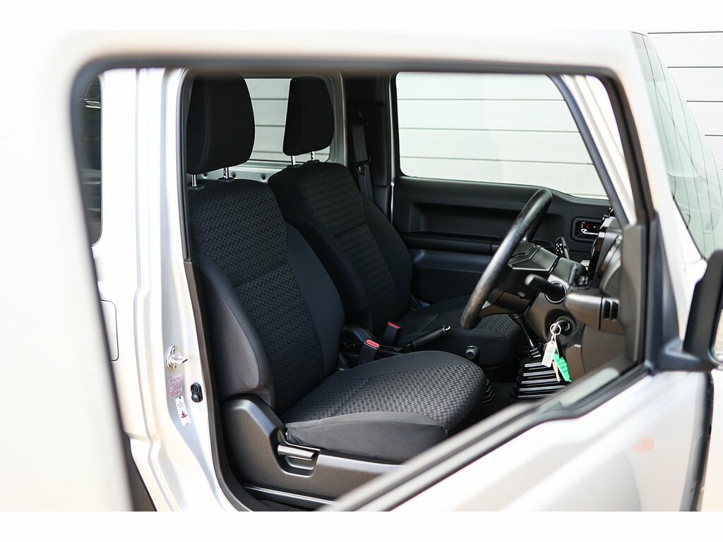 Suzuki Jimny Allgrip White #11