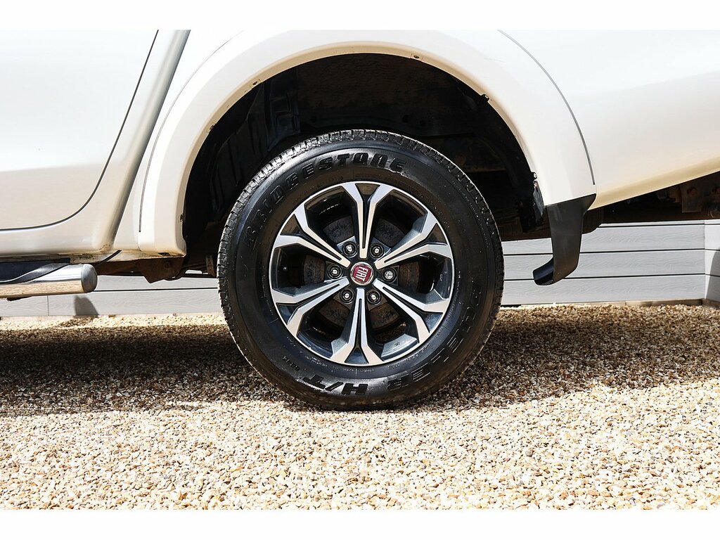 Fiat Fullback 2.4L Cross White #38