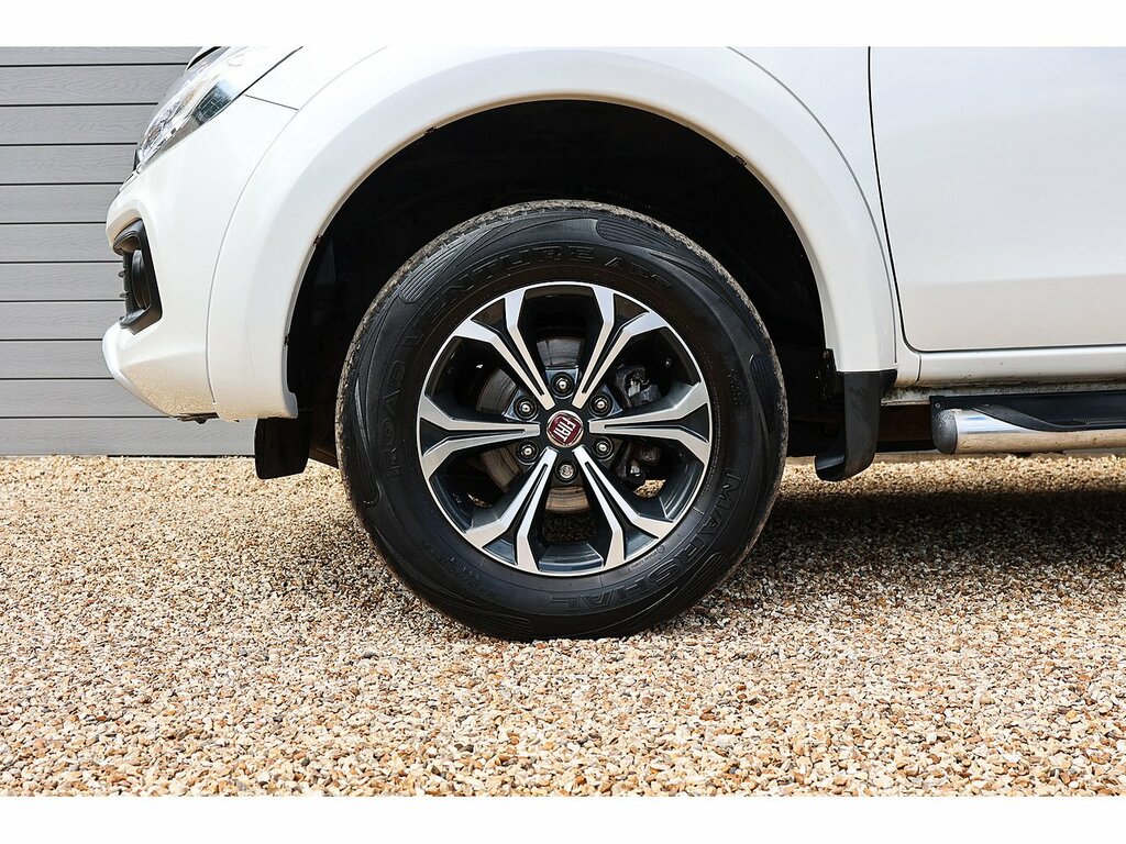 Fiat Fullback 2.4L Cross White #37