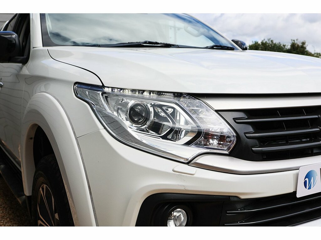Fiat Fullback 2.4L Cross White #33