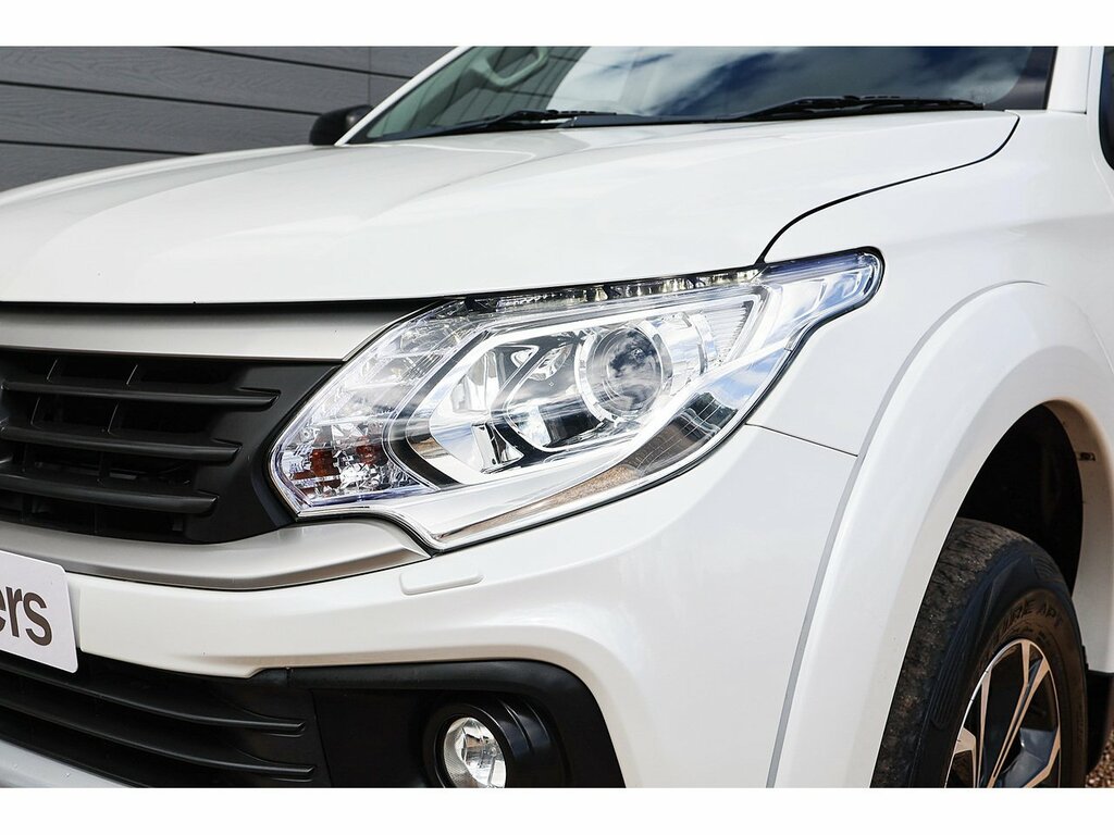 Fiat Fullback 2.4L Cross White #34