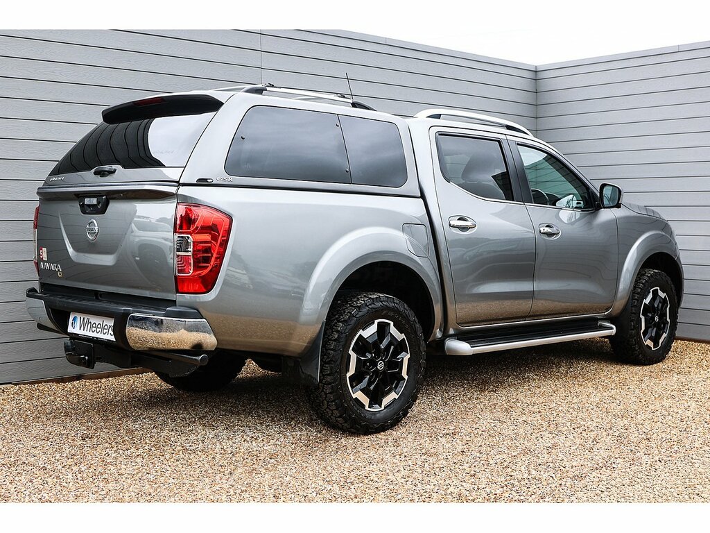 Nissan Navara Dci Tekna Grey #3