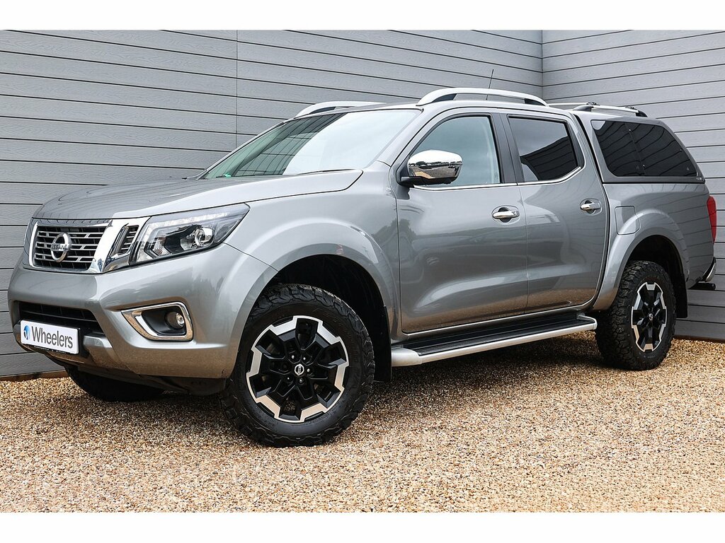 Nissan Navara Dci Tekna Grey