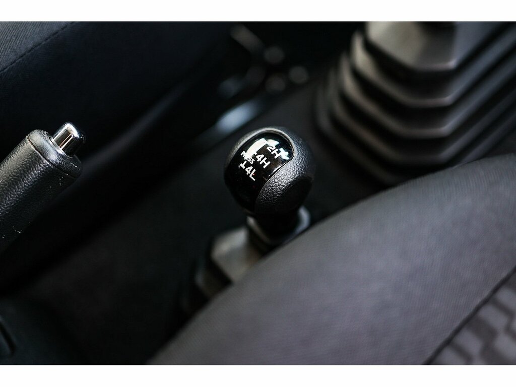 Suzuki Jimny Allgrip Silver #18