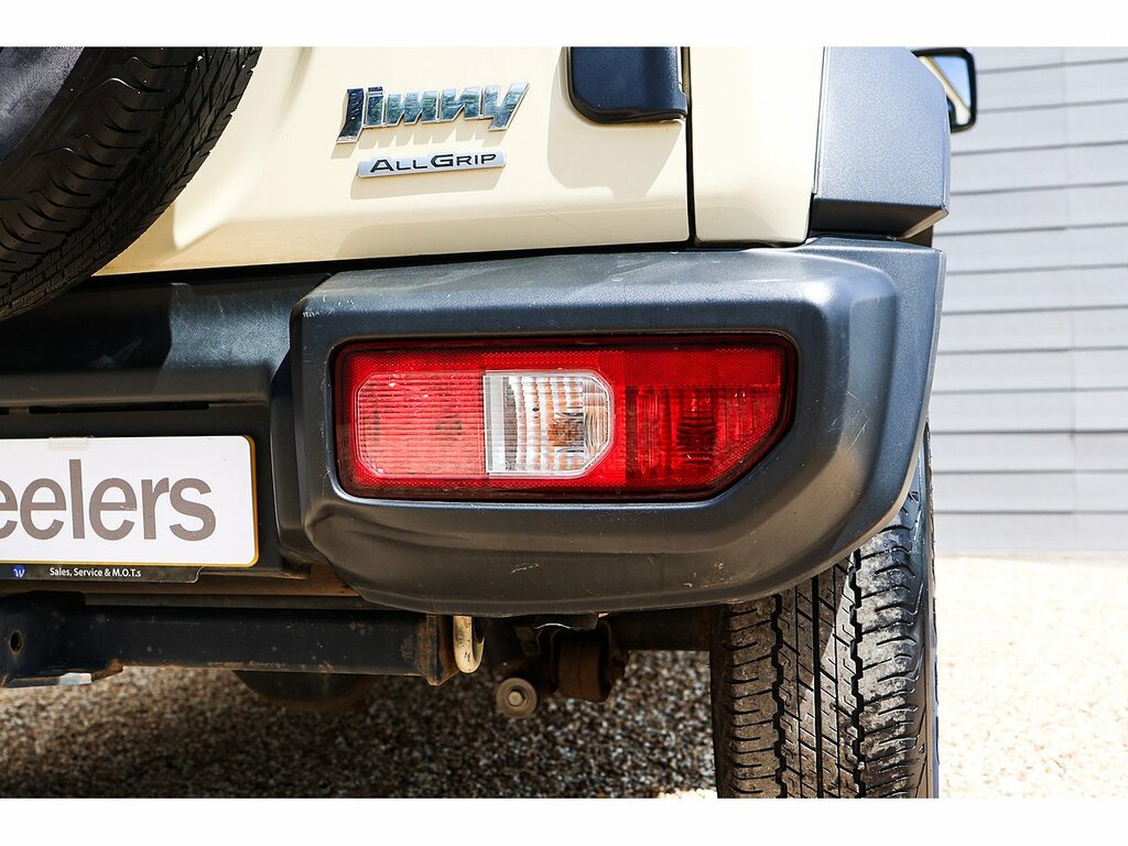 Suzuki Jimny Allgrip Silver #29