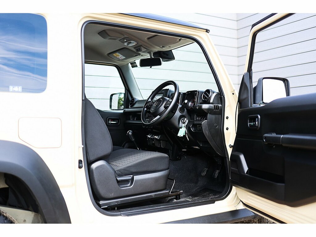 Suzuki Jimny Allgrip Silver #10
