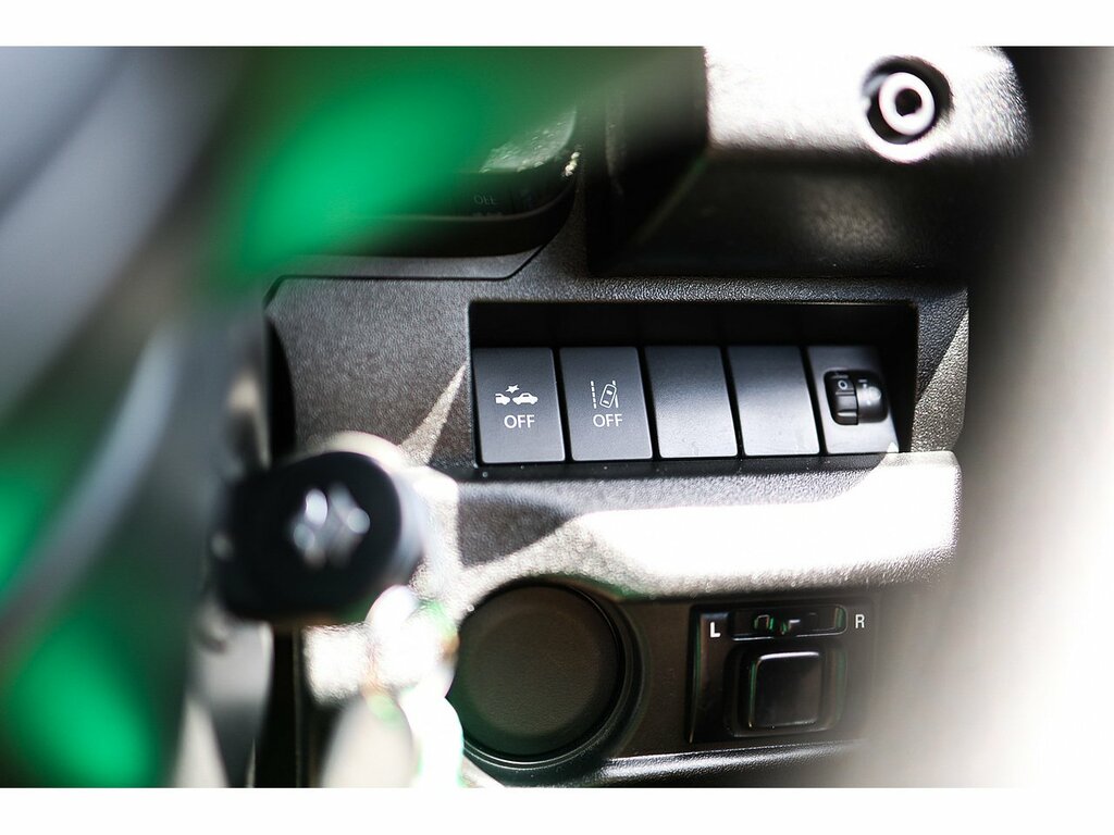 Suzuki Jimny Allgrip Silver #24