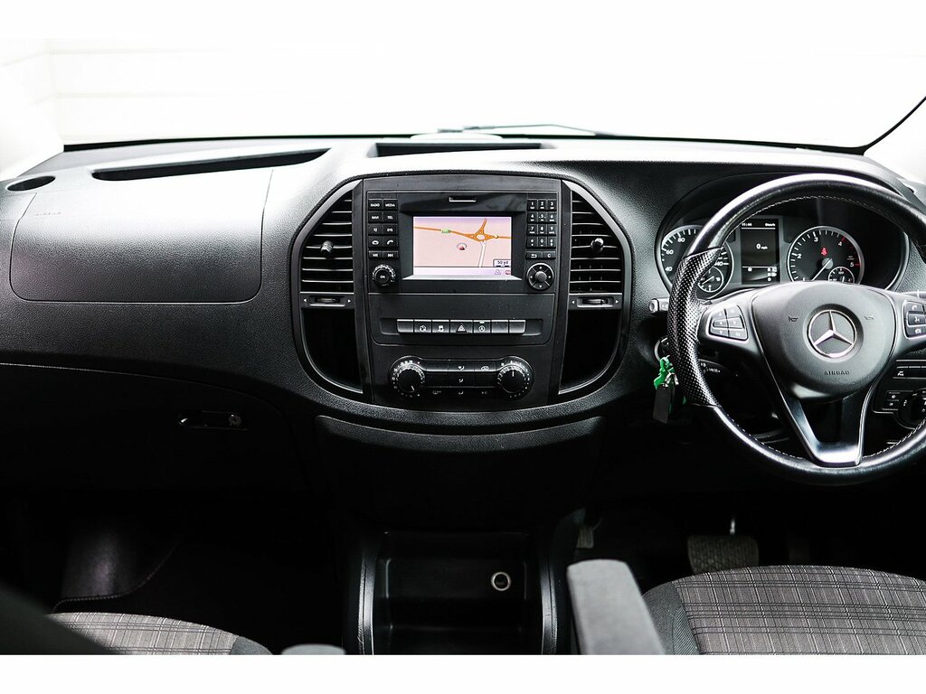 Mercedes-Benz Vito 111Cdi Long Van White #16