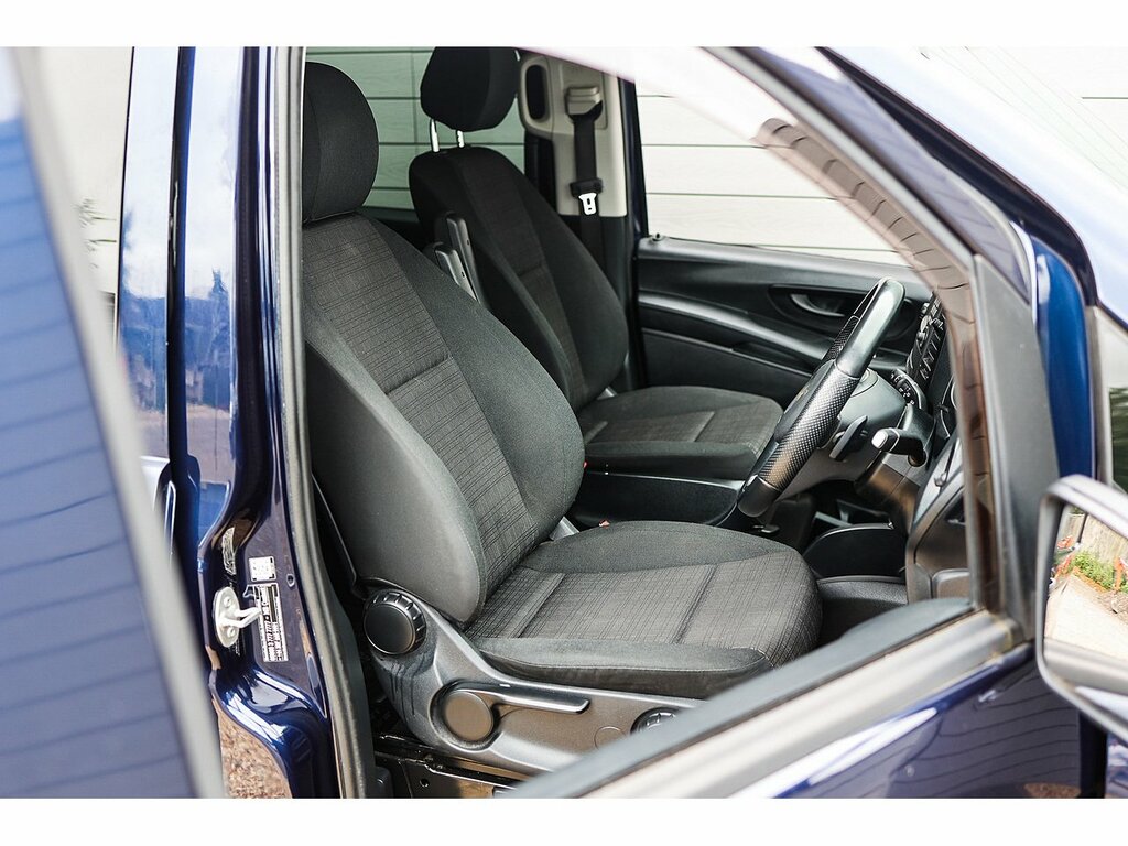 Mercedes-Benz Vito 111Cdi Long Van White #14