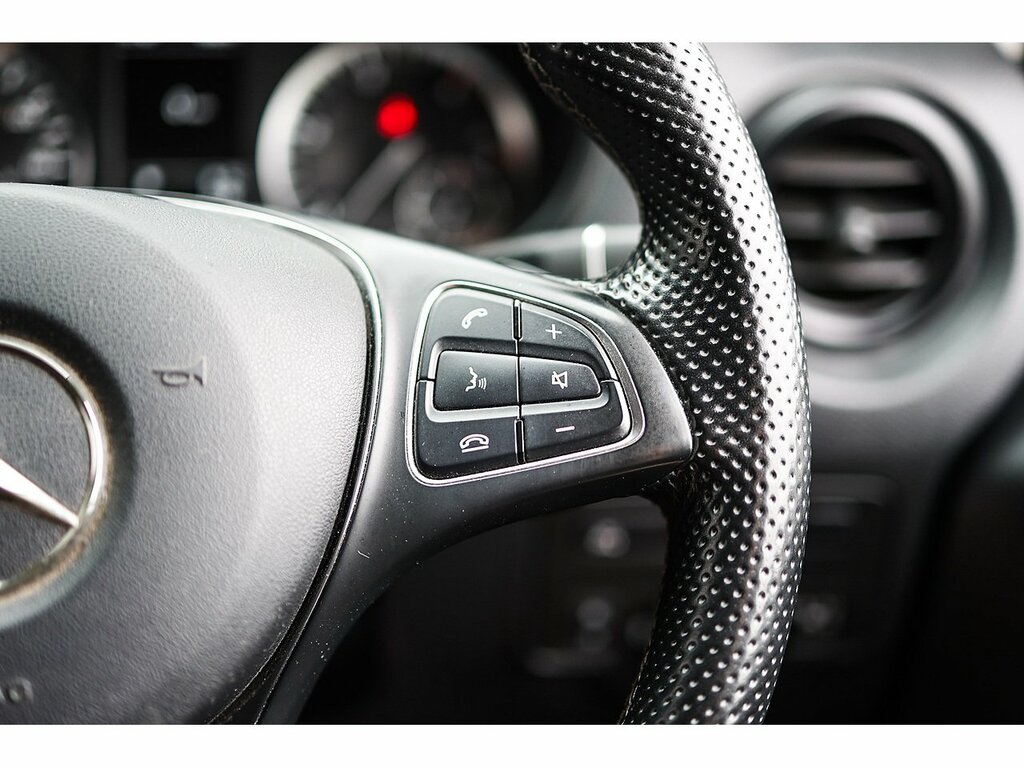 Mercedes-Benz Vito 111Cdi Long Van White #27