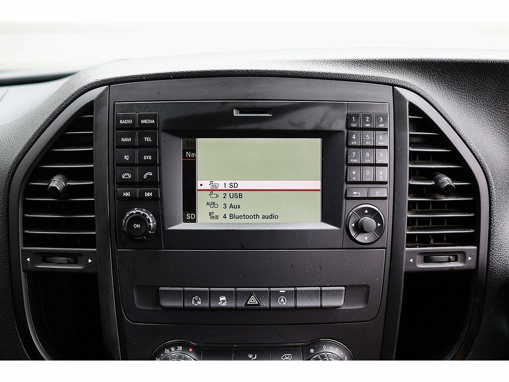 Mercedes-Benz Vito 111Cdi Long Van White #21