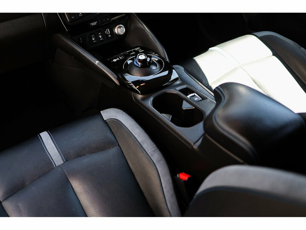 Nissan Leaf 110Kw N-connecta 40Kwh #23