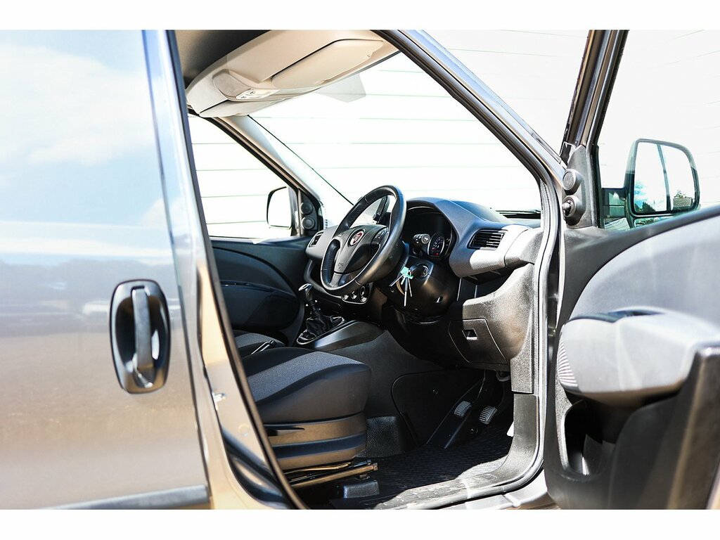 Fiat Doblo 1.6 Multijet 16V 105 Tecnico Van Start Stop Grey #12
