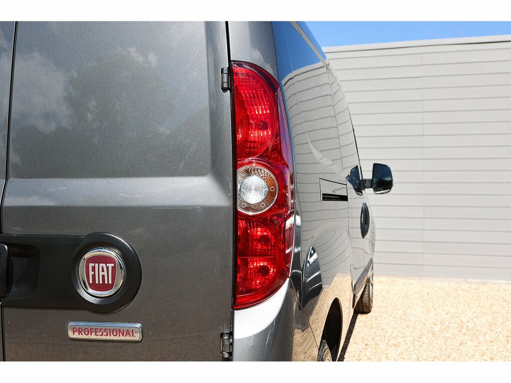 Fiat Doblo 1.6 Multijet 16V 105 Tecnico Van Start Stop Grey #32