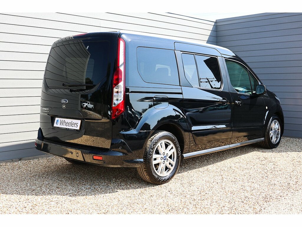 Ford Grand Tourneo Connect Ecoblue Titanium Black #3