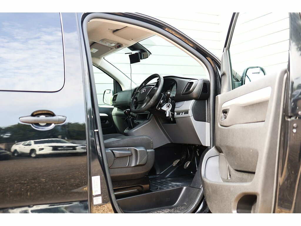 Toyota PROACE Proace Design Tss Black #14