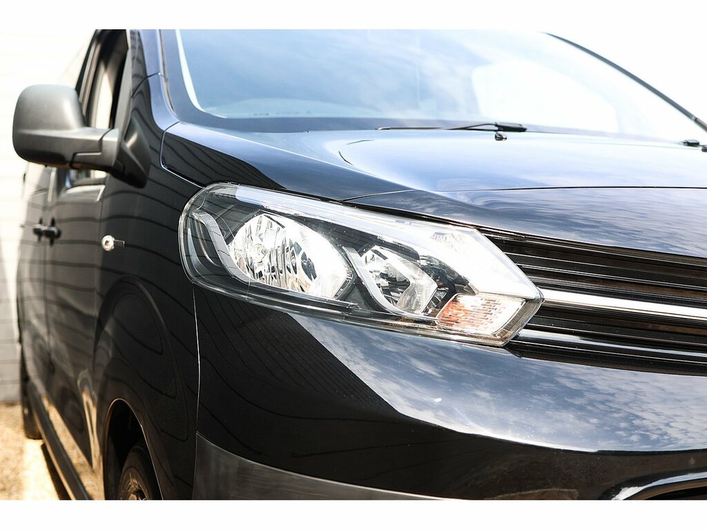 Toyota PROACE Proace Design Tss Black #32