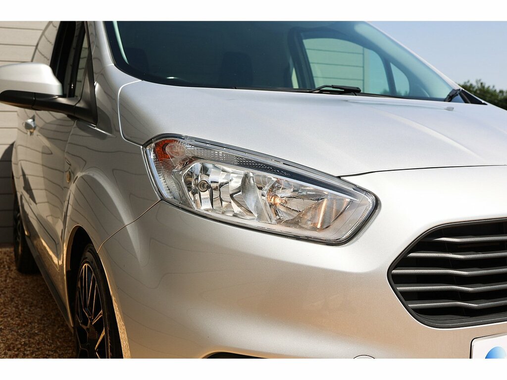 Ford Transit Courier 1.5 Tdci Limited Panel Van L1 Euro 6 Black #30