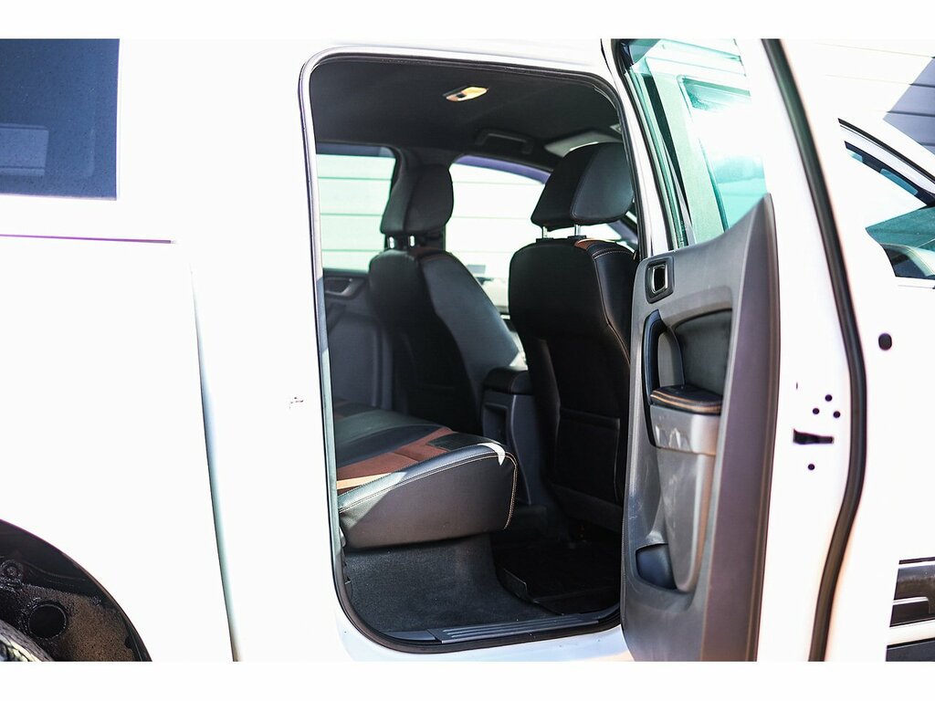 Ford Ranger Pickup White #32