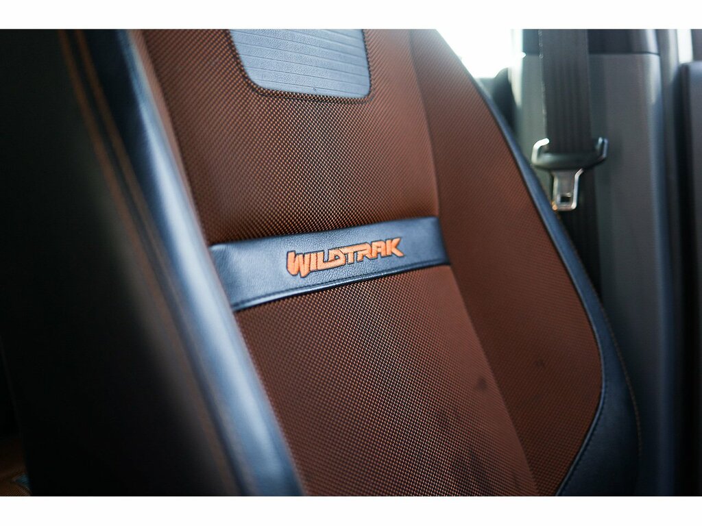 Ford Ranger Pickup White #30