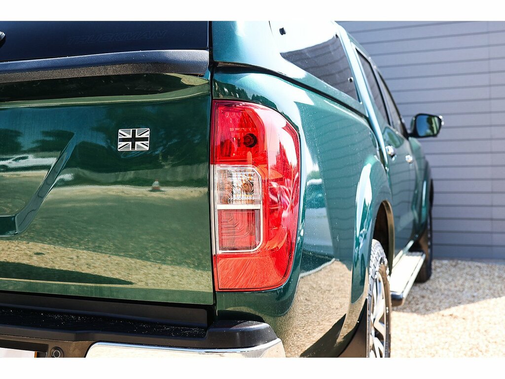 Nissan Navara Navara Tekna Dci Black #39