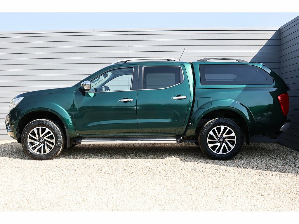Nissan Navara Dci Tekna Green #5