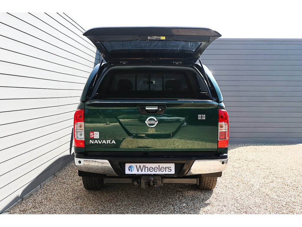 Nissan Navara Navara Tekna Dci Black #8