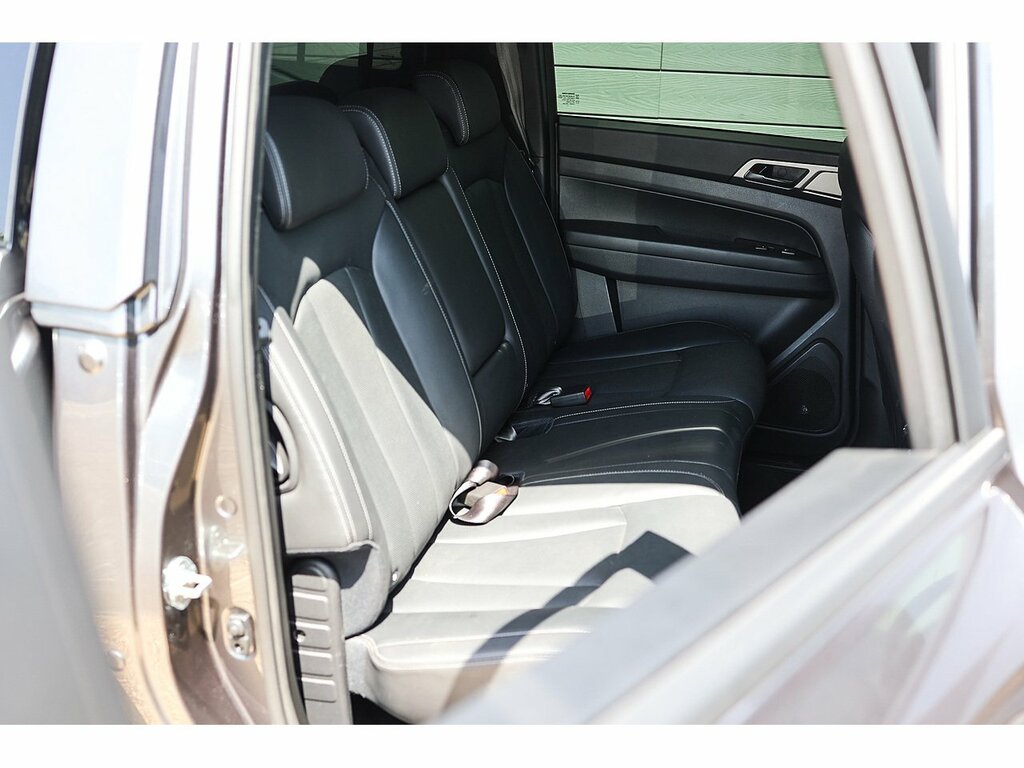SsangYong Musso Pickup Black #34